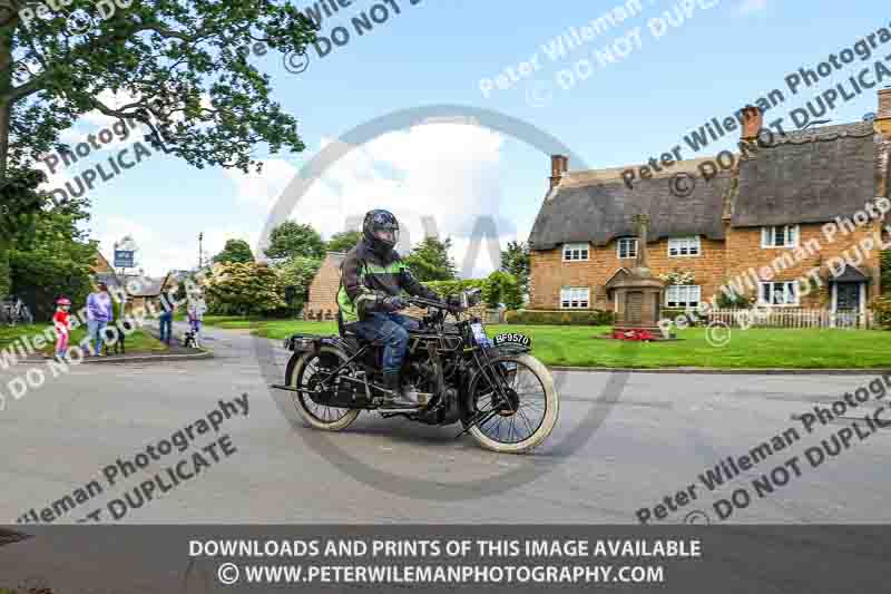 Vintage motorcycle club;eventdigitalimages;no limits trackdays;peter wileman photography;vintage motocycles;vmcc banbury run photographs